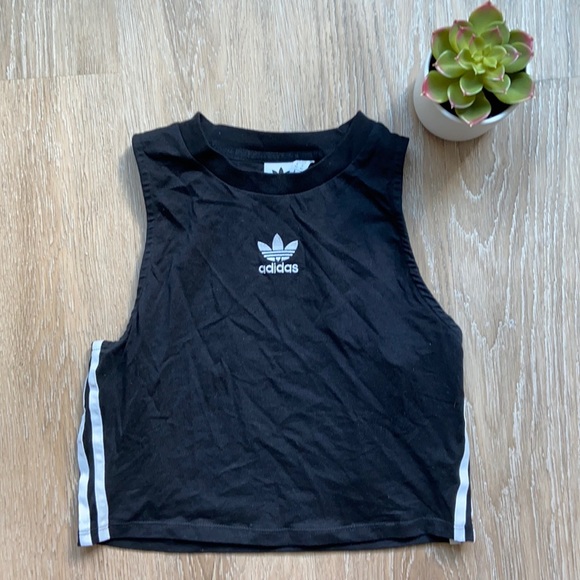 Adidas Croptop - Picture 2 of 3